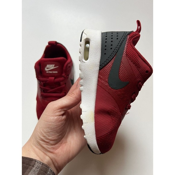 Nike Air Max Tavas GS Kids Running Shoes (6c) Gym Red 814443-600 Sneakers EUC - Picture 3 of 6